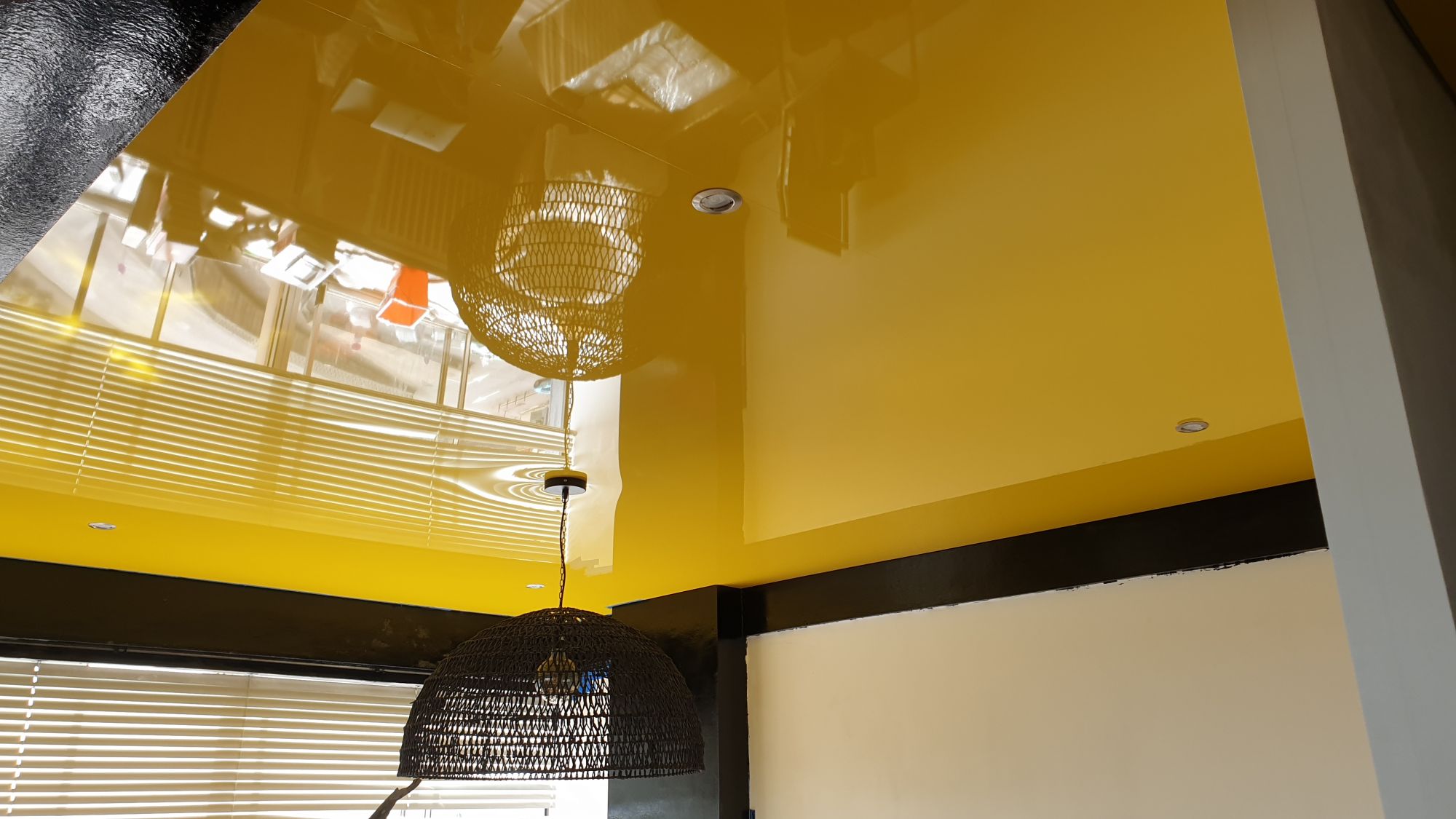 Plafonds color&eacute;s Thionville