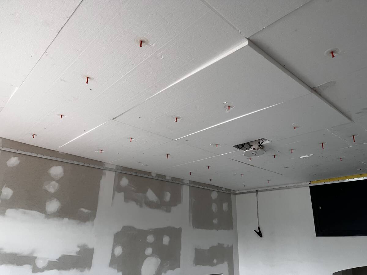 Plafond en placo BA13 : pourquoi est-il id&eacute;al pour les r&eacute;novations modernes ? Montigny-l&egrave;s-Metz