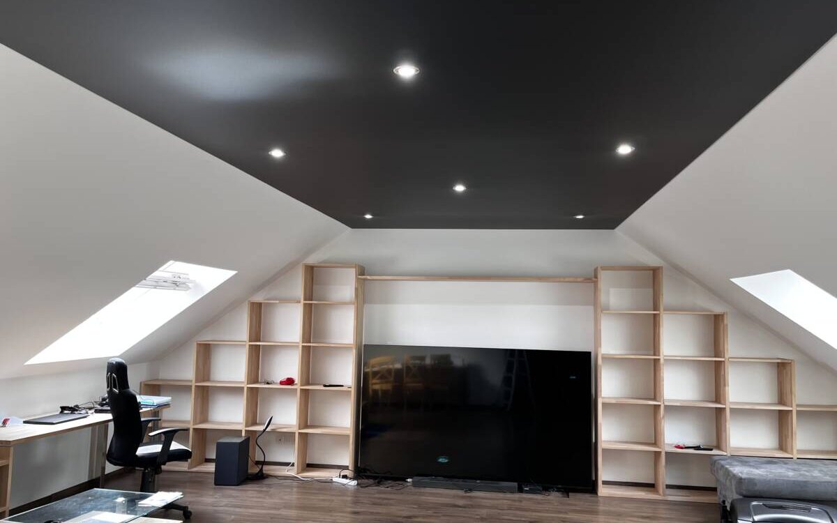 Quelle couleur choisir pour le plafond tendu de son salon ? Stiring-Wendel