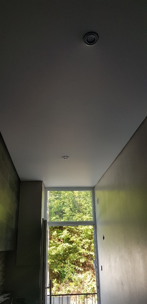 D&eacute;pannage et SAV sur vos plafonds tendus sur Metz et plus g&eacute;n&eacute;ralement sur toute la Moselle Saint-Avold