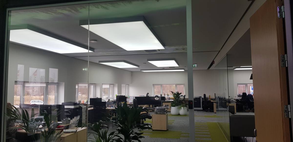 20191112_115812 1 | MS Habitat Installation de caisson lumineux de plafond pour locaux professionnels en Moselle (57) Stiring-Wendel