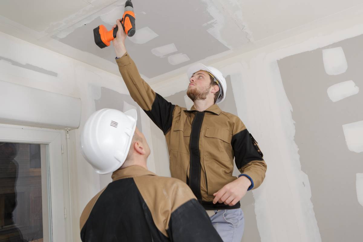 Quel type d’accrochage pour un plafond tendu ? Freyming-Merlebach