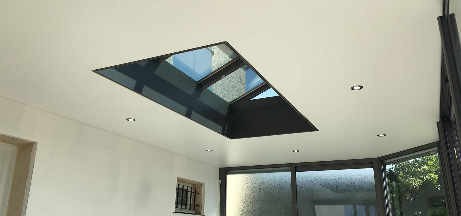 Faux plafond &agrave; niveaux multiples : quelles sont les options pour un design unique ? Hayange