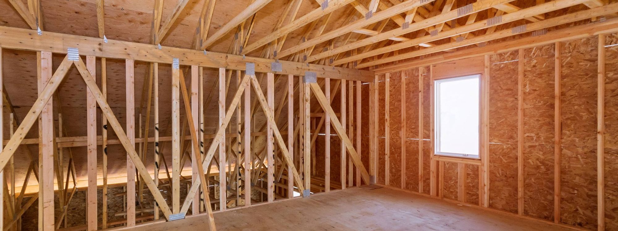 Comment installer un faux plafond sous les combles ? Fameck