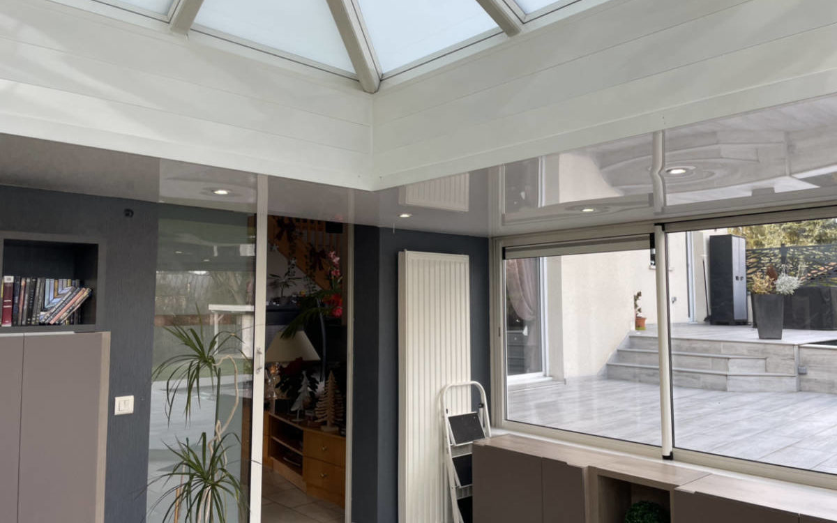 Pose de plafond tendu sur mesure autour de Thionville et Metz en Moselle Thionville