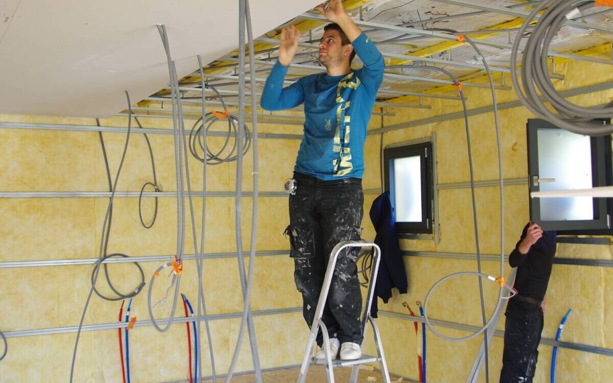 Comment bien isoler un faux plafond ? Metz