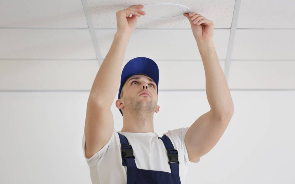 Quel type de faux plafond acoustique pour diminuer l&rsquo;&eacute;cho dans une salle de r&eacute;union ? Creutzwald